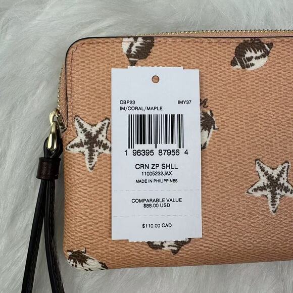 Coach Corner Zip Wristlet With Shell Print In Canvas Coral/Maple CBP23 NWT - Picture 3 of 5